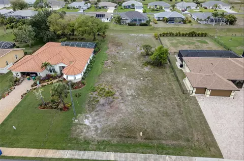211 Rotonda Blvd N, Rotonda West, FL 33947