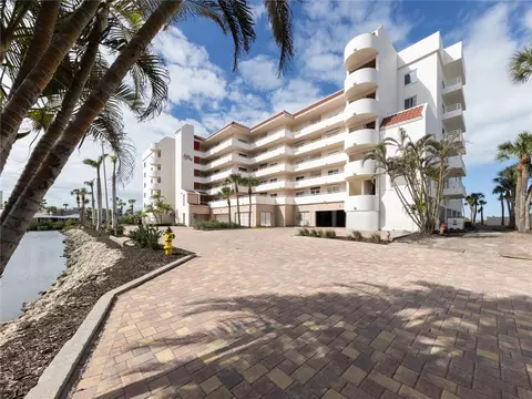 550 W Flamingo Dr #301, Venice, FL 34285