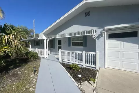 840 Channel Acres Rd, Nokomis, FL 34275