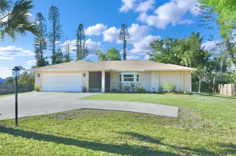 1733 Hudson St, Englewood, FL 34223