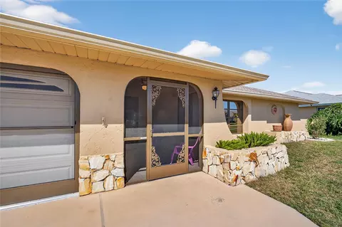 5852 Lincoln Rd, Venice, FL 34293