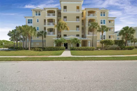 8561 Amberjack Cir #302, Englewood, FL 34224