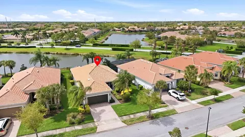 19369 Jacinda St, Venice, FL 34293
