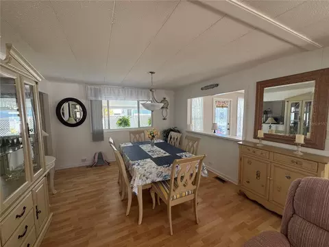 611 Iris Dr, Venice, FL 34293 photo 4