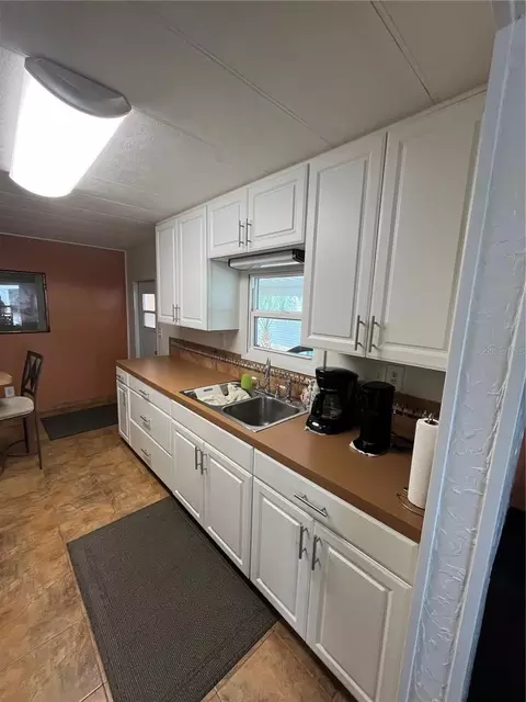 Undisclosed, Venice, FL 34285 photo 13