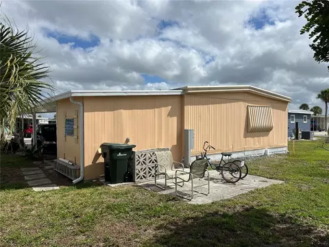 Undisclosed, Venice, FL 34285 photo 4