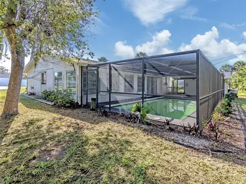 Exterior - 3180 Fallow Rd, Venice, FL 34293 photo 7 of 14