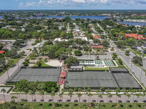 View/Area - 3180 Fallow Rd, Venice, FL 34293 photo 6 of 8