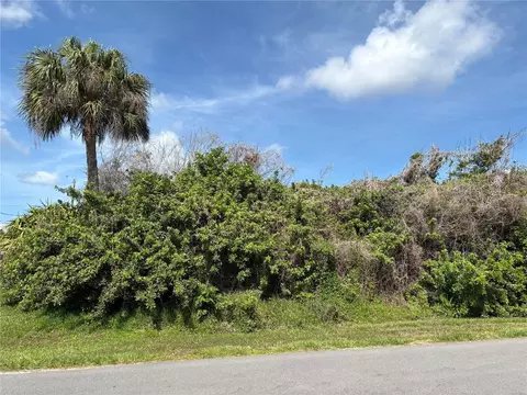 6159 Avila St, Englewood, FL 34224