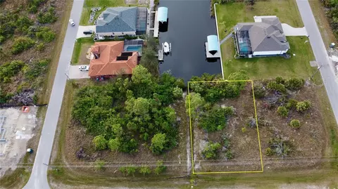 10273 St Paul Dr, Port Charlotte, FL 33981
