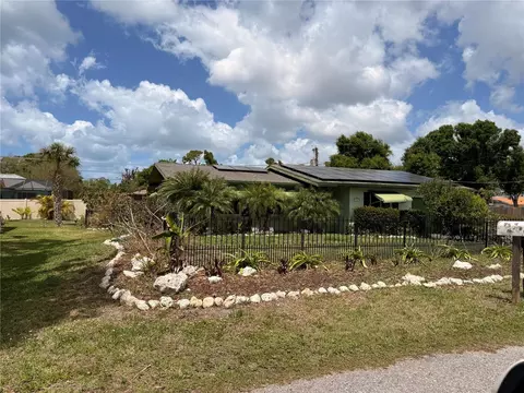 340 Azalea Rd, Venice, FL 34293