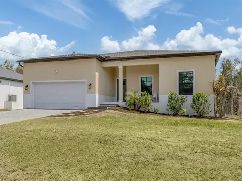 1046 Rhinelander St, Port Charlotte, FL 33953