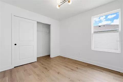 Bedroom - 9395 Sandy Bluffs Cir, Parrish, FL 34219 photo 6 of 8