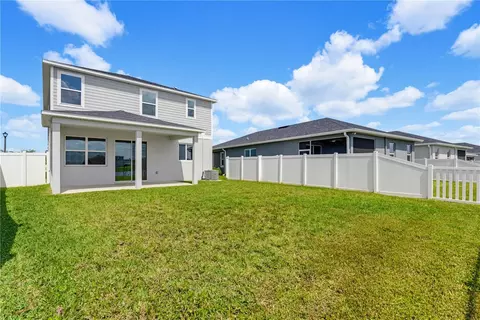 Exterior - 9395 Sandy Bluffs Cir, Parrish, FL 34219 photo 6 of 12
