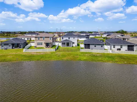 View/Area - 9395 Sandy Bluffs Cir, Parrish, FL 34219 photo 5 of 10