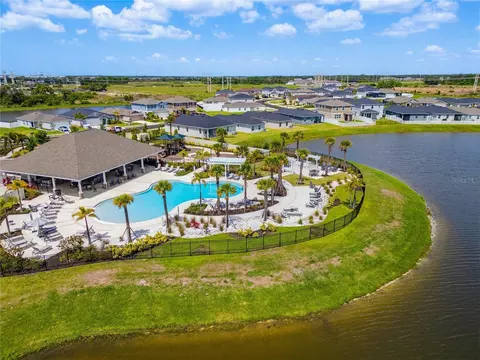 View/Area - 9395 Sandy Bluffs Cir, Parrish, FL 34219 photo 7 of 10