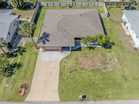 View/Area - 2972 Argyle Rd, Venice, FL 34293 photo 3 of 11
