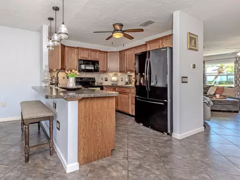 Kitchen - 2972 Argyle Rd, Venice, FL 34293 photo 2 of 3