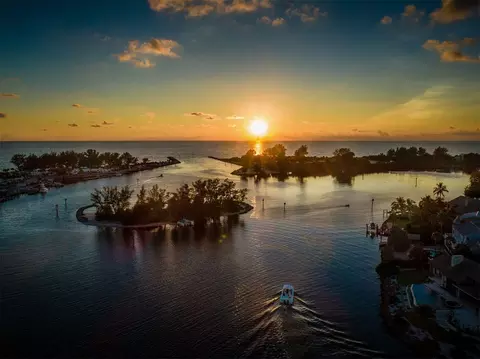 View/Area - 2972 Argyle Rd, Venice, FL 34293 photo 10 of 11