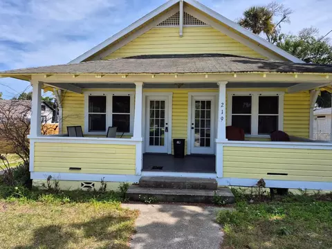 219 North St, Daytona Beach, FL 32114