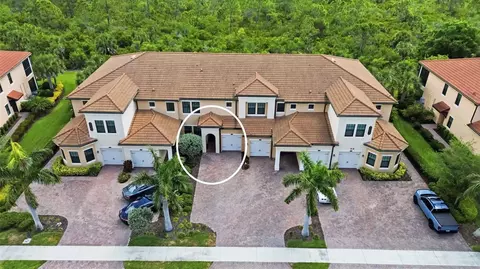 10055 Crooked Creek Dr #102, Venice, FL 34293