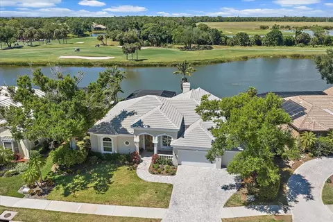 413 Fieldstone Dr, Venice, FL 34292