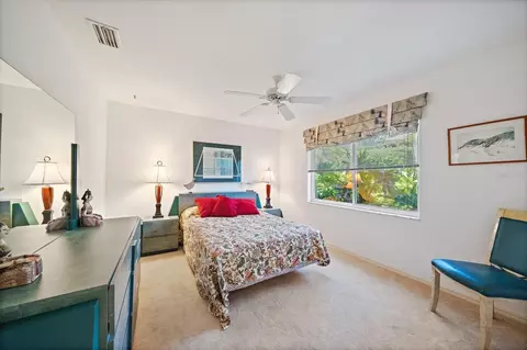 413 Fieldstone Dr, Venice, FL 34292