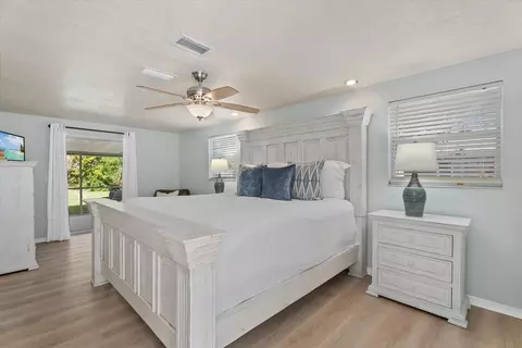 Bedroom - 5868 Denison Dr, Venice, FL 34293 photo 5 of 9