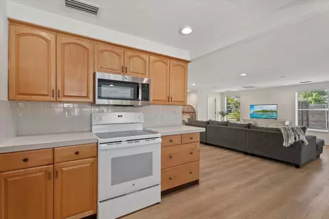Kitchen - 5868 Denison Dr, Venice, FL 34293 photo 1 of 8