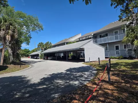 251 Fenwick Dr #14, Venice, FL 34285