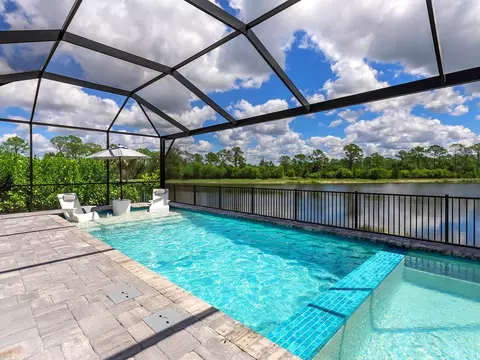 192 Daylily Blvd, Nokomis, FL 34275