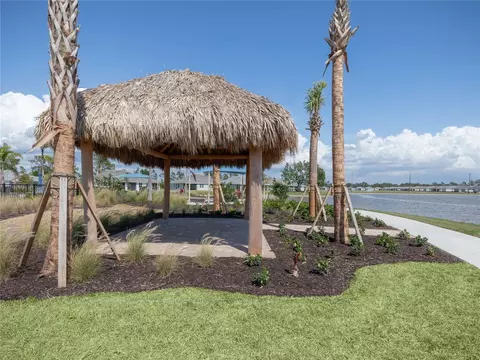 Exterior - 749 Ibiza Loop, Venice, FL 34292 photo 11 of 15
