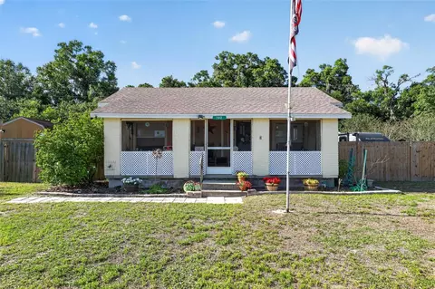 702 NW 3rd St, Mulberry, FL 33860