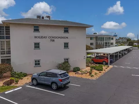 708 Tamiami Trl S #105, Venice, FL 34285