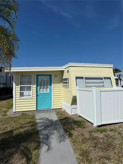 1475 Flamingo Dr #117, Englewood, FL 34224