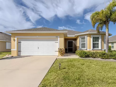 7045 Waterford Pkwy, Punta Gorda, FL 33950