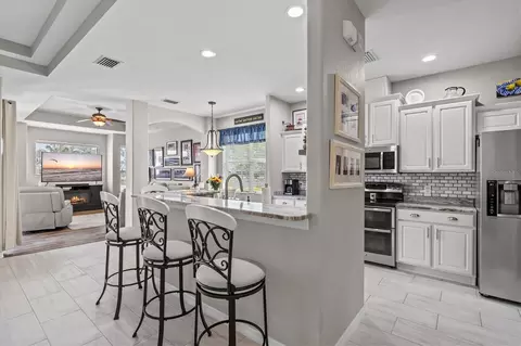 Kitchen - 2191 Chenille Ct, Venice, FL 34292 photo 6 of 9