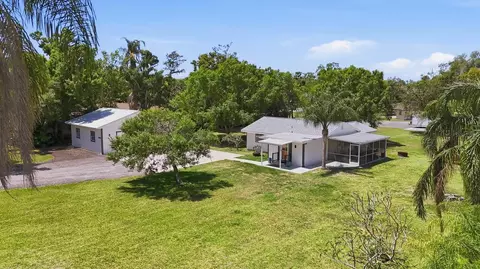 4300 Eastern Pkwy, Sarasota, FL 34233