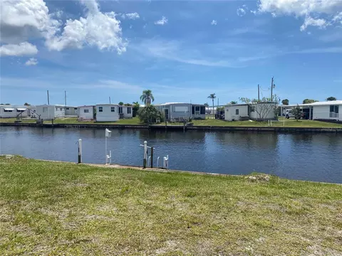 508 Windsor Pl, North Port, FL 34287