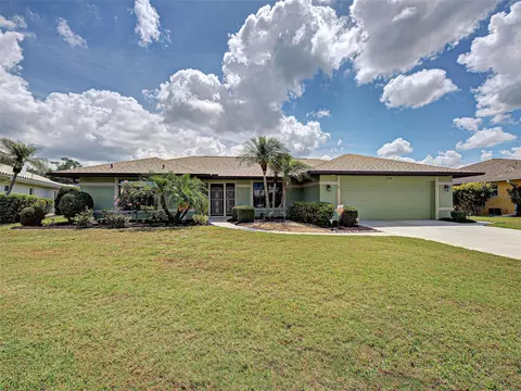 1934 Pebble Beach Ct, Venice, FL 34293