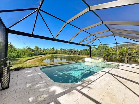 Exterior - 11603 Dancing River Dr, Venice, FL 34292 photo 8 of 11