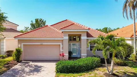 Exterior - 11603 Dancing River Dr, Venice, FL 34292 photo 2 of 11