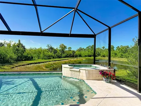 Exterior - 11603 Dancing River Dr, Venice, FL 34292 photo 7 of 11