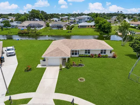 5698 Lingle St, North Port, FL 34287