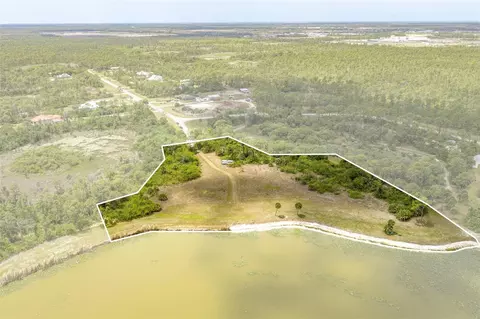Falcon Court, Venice, FL 34293