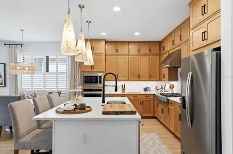 Kitchen - 18645 Midsummer Pl, Venice, FL 34293 photo 2 of 5