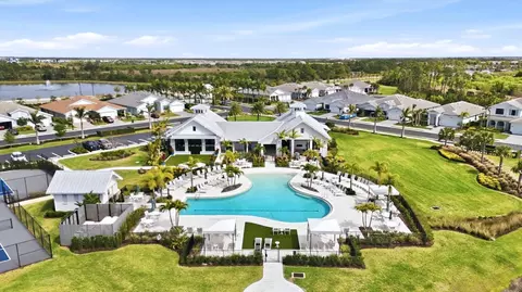 View/Area - 18645 Midsummer Pl, Venice, FL 34293 photo 19 of 25