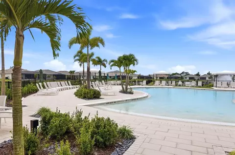 Exterior - 18645 Midsummer Pl, Venice, FL 34293 photo 19 of 20