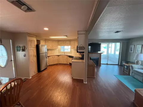 825 Jolanda Cir, Venice, FL 34285 photo 8