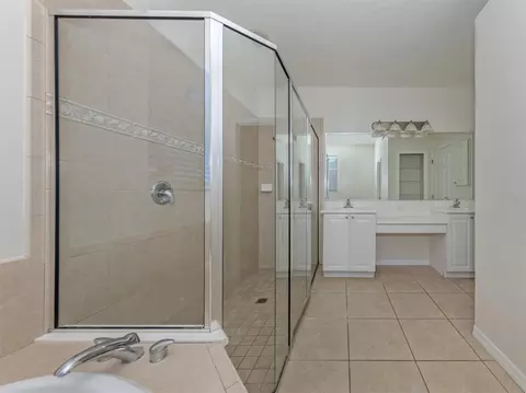 Bath - 11626 Dancing River Dr, Venice, FL 34292 photo 2 of 3